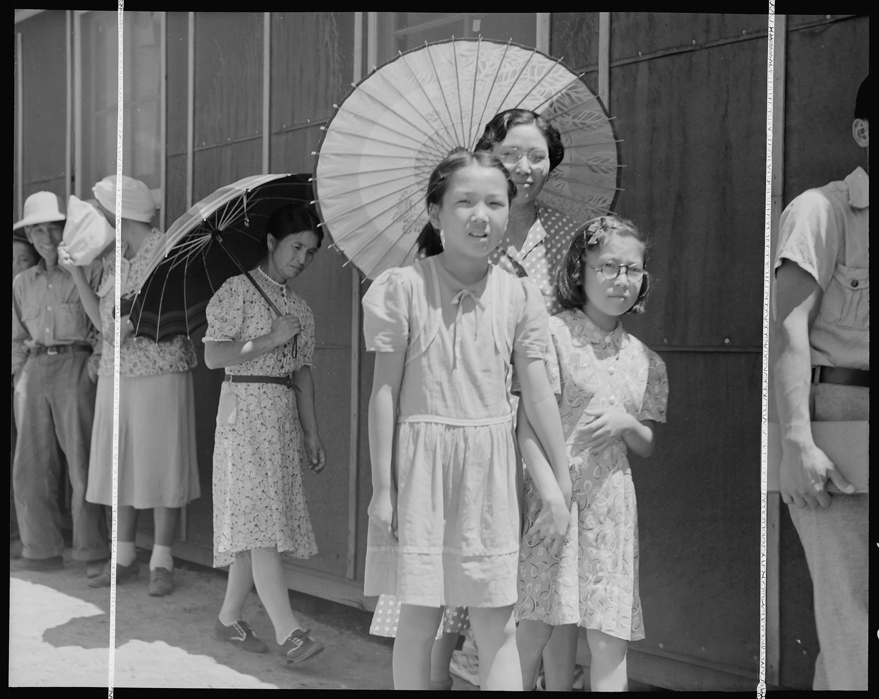 https://www.nps.gov/manz/learn/historyculture/japanese-americans-at-manzanar.htm